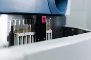 مقایسه روشهای تشخیص در qPCR با رنگ SYBR Green و پروب فلورسنت